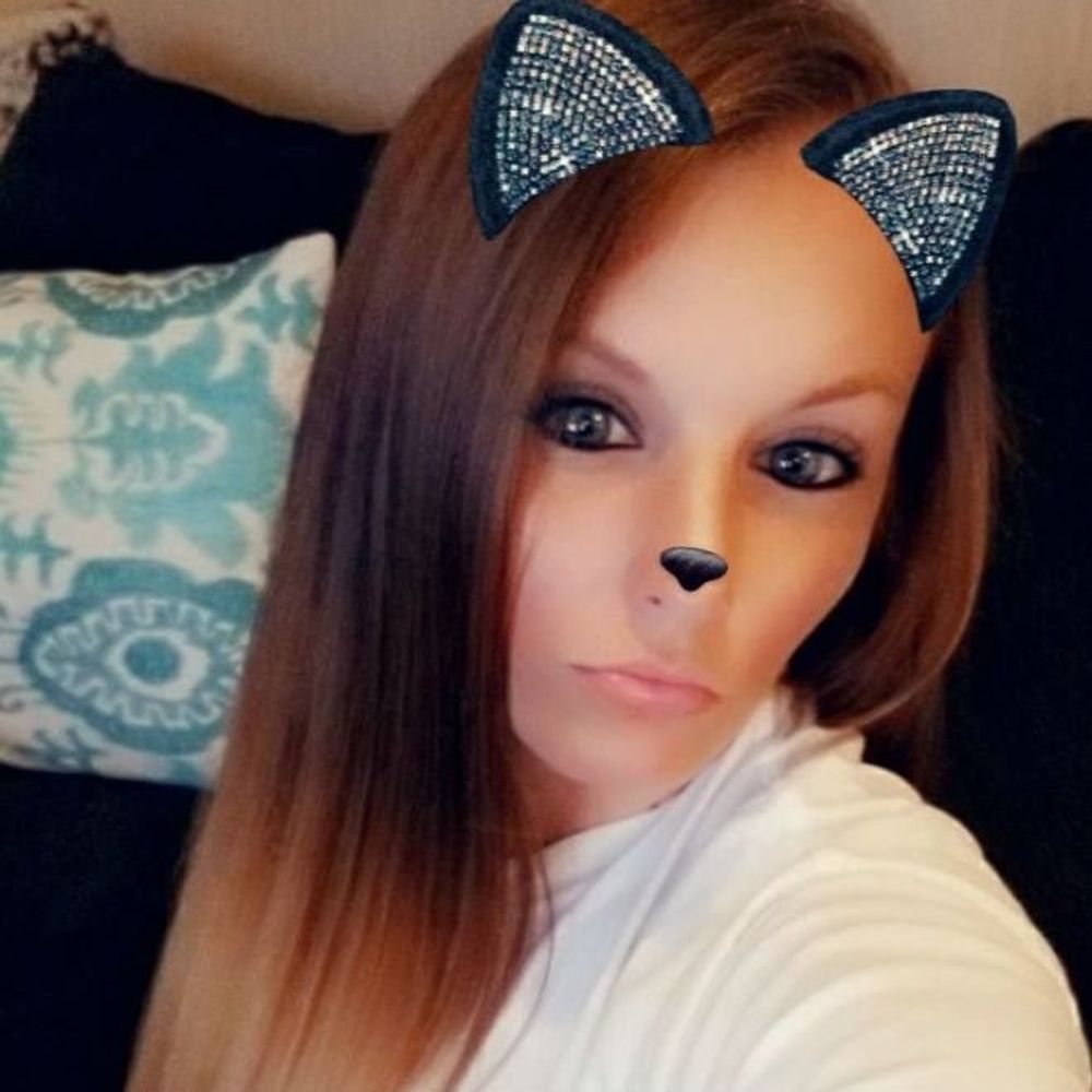 Meet your Posher, Cait